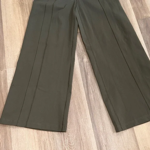 Lululemon Define High-Rise Wide-Leg PantS Luon Olive Green Brown Size XS - Picture 8 of 14